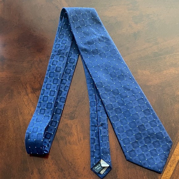 Calvin Klein Navy Geometric Tie - Picture 1 of 5